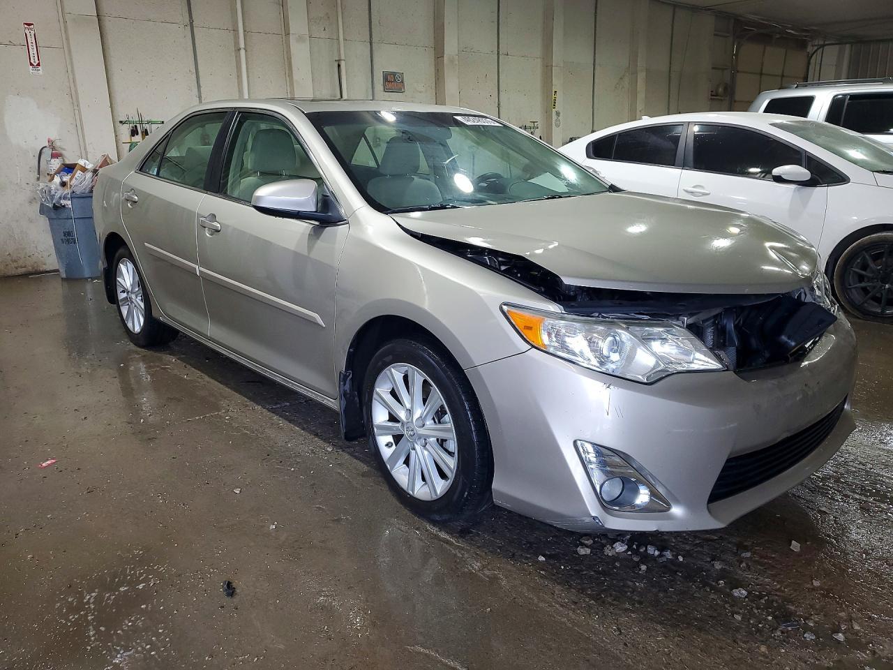 2014 Toyota Camry Xle - Фото 4
