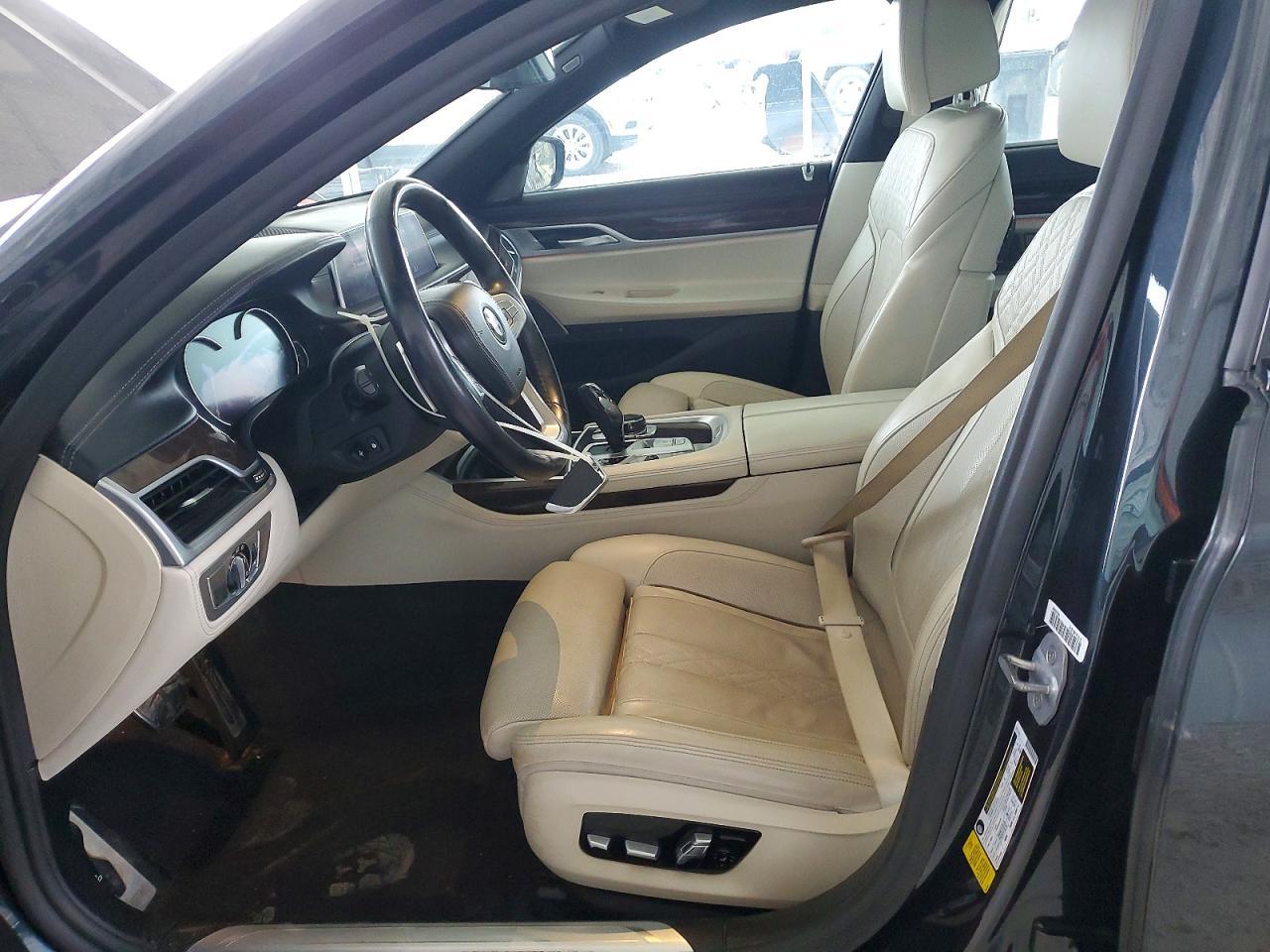 2019 BMW 740 I - Фото 7