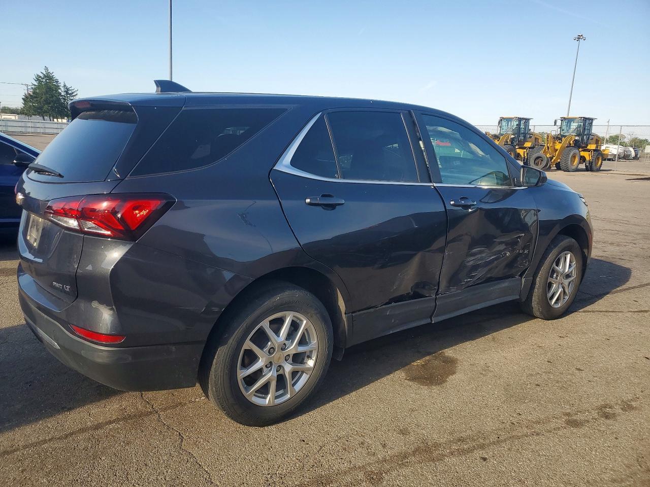 2022 Chevrolet Equinox Lt - Фото 3