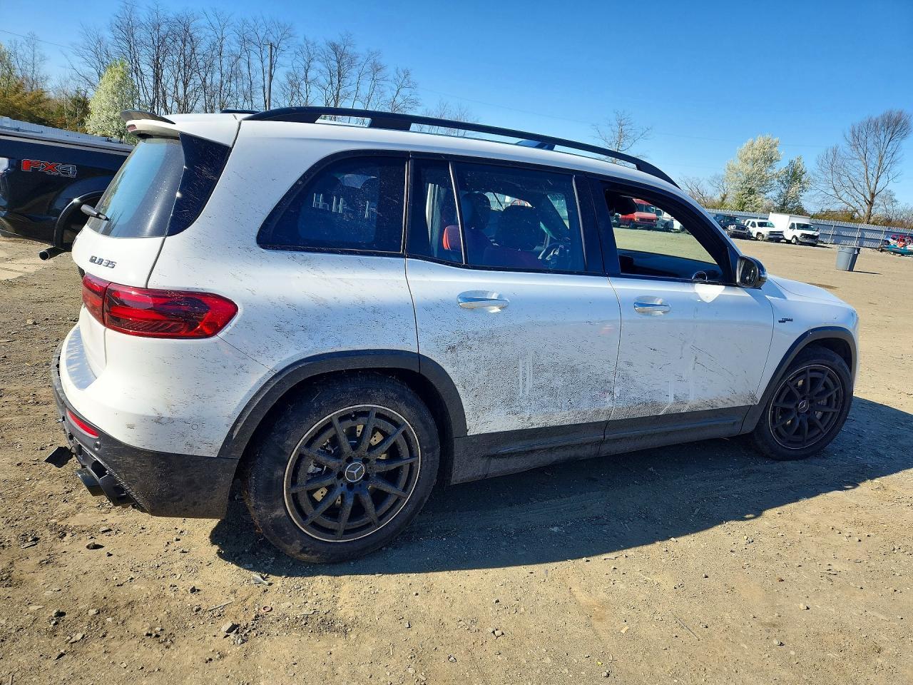 2026 Mercedes-Benz Glb Amg 35 4Matic - Фото 3