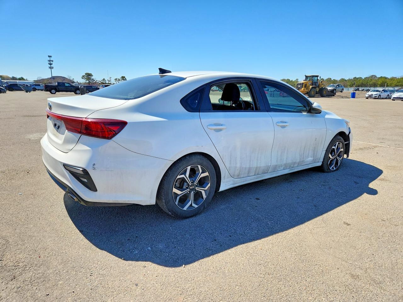 2019 Kia Forte Lxs - Фото 3