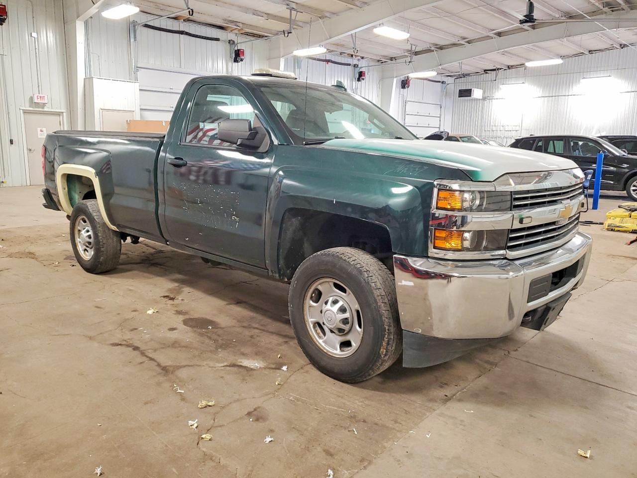 2016 Chevrolet Silverado C2500 Heavy Duty - Image 4