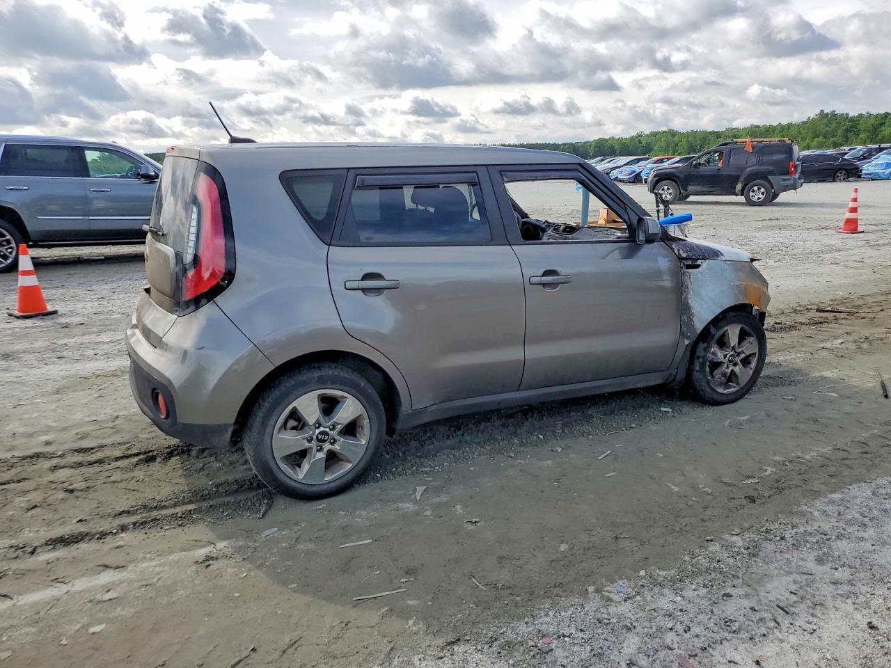 2017 Kia Soul Base - Image 3