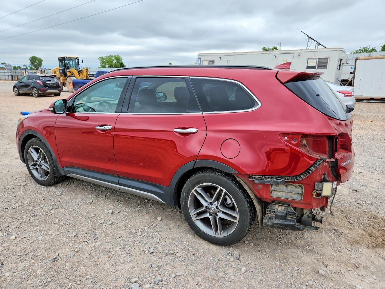 2017 Hyundai Santa Fe Limited Ultimate - Image 2