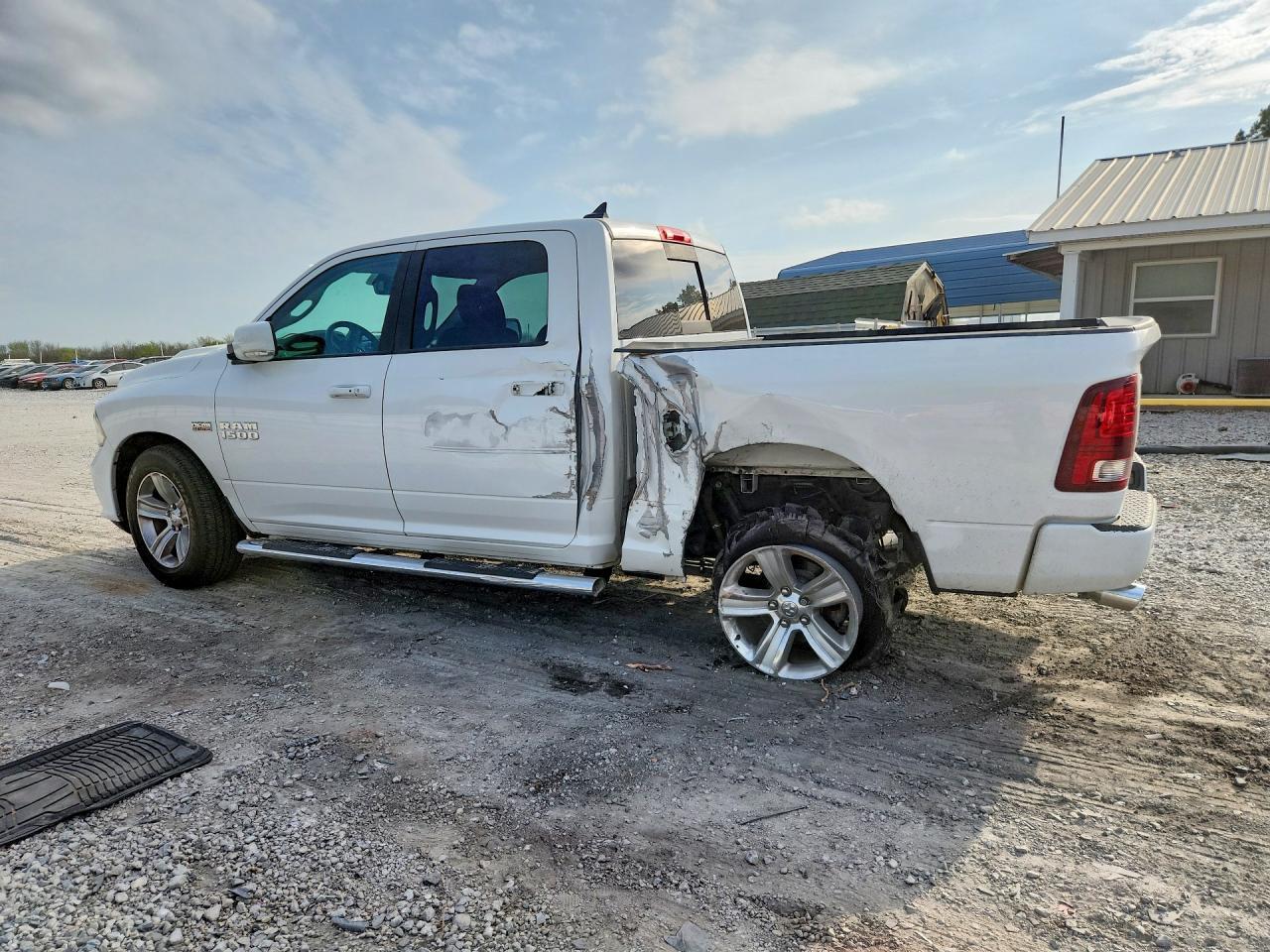 2016 Ram 1500 Sport - Фото 2