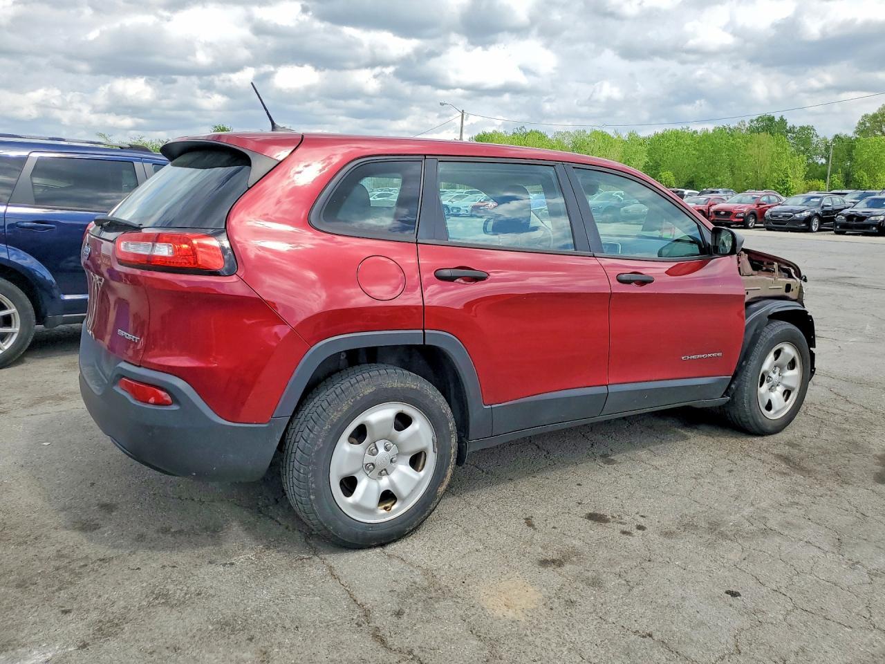 2015 Jeep Cherokee Sport - Фото 3