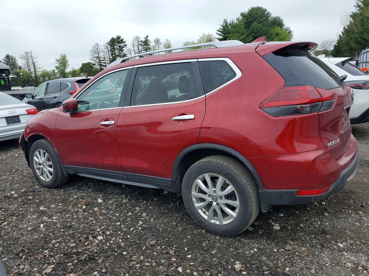 2018 Nissan Rogue Sv - Image 2