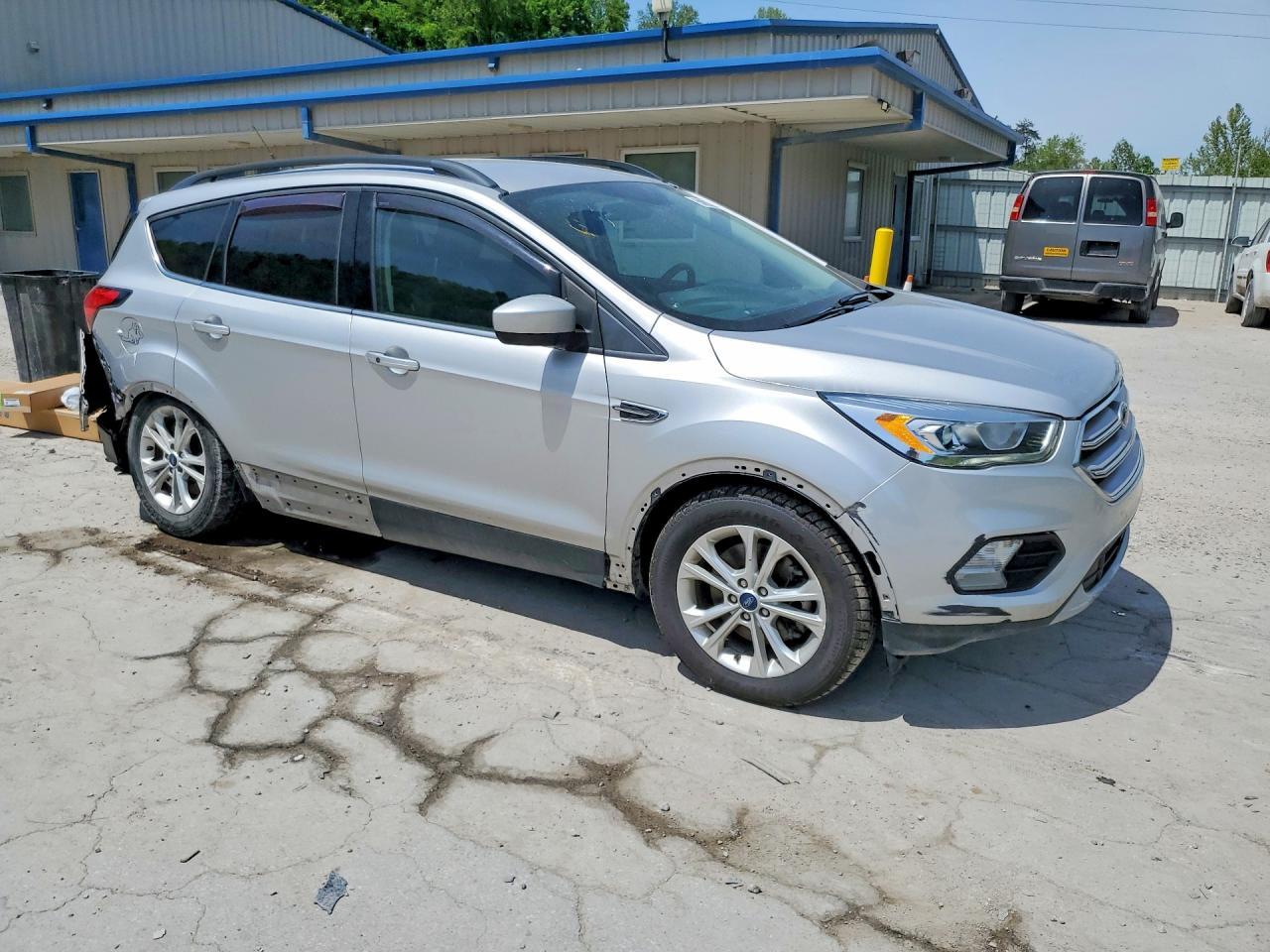 2019 Ford Escape Sel - Image 4