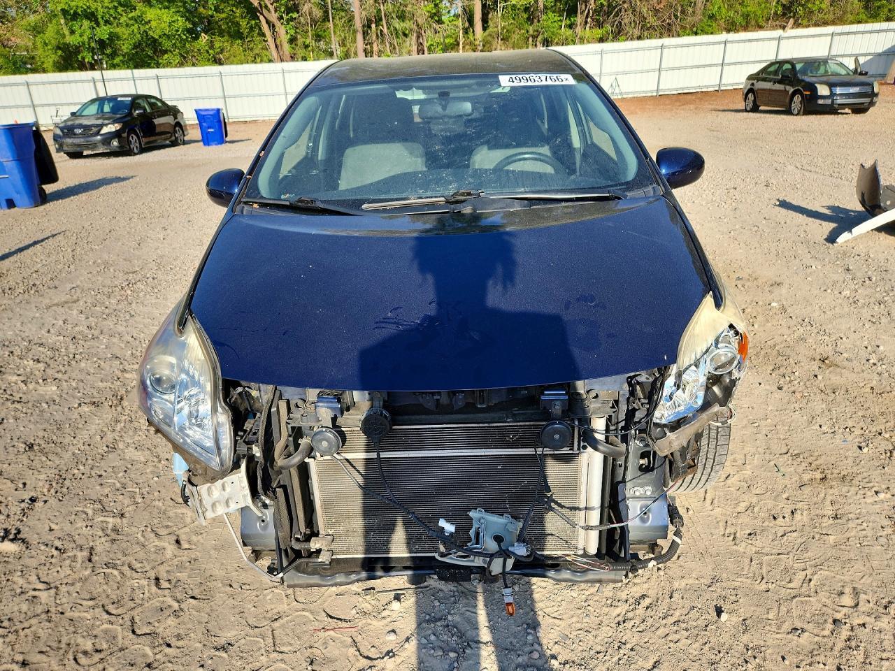 2015 Toyota Prius Two - Фото 5