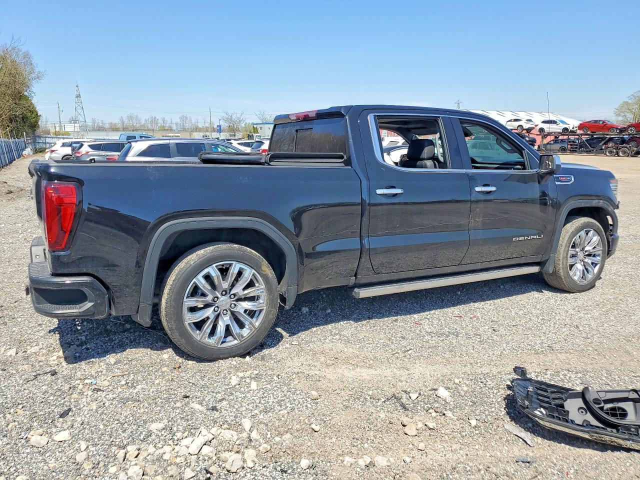 2024 GMC Sierra K1500 Denali - Image 3