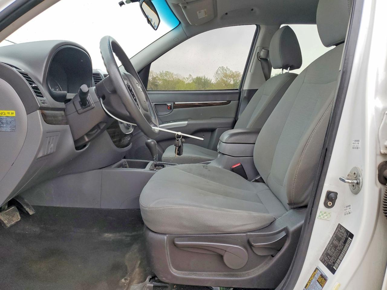 2010 Hyundai Santa Fe Gls - Image 7