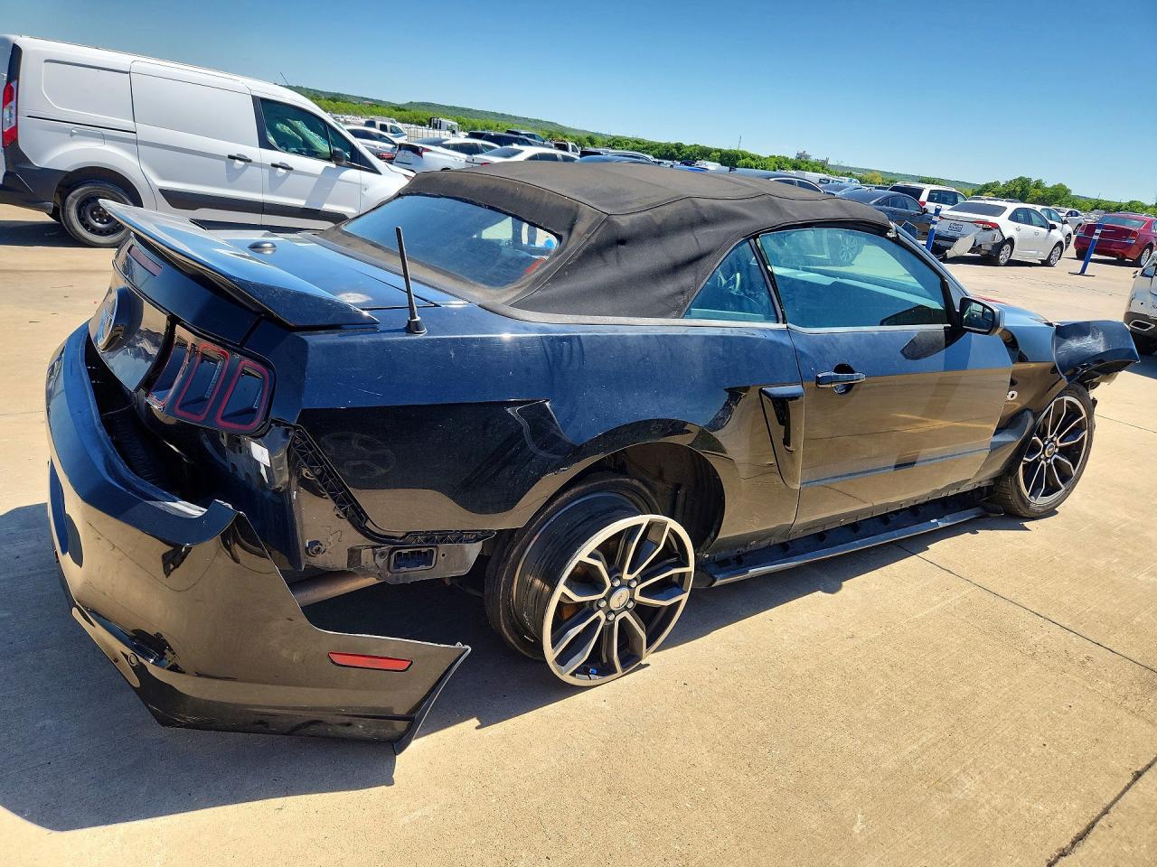 2013 Ford Mustang Gt - Фото 3