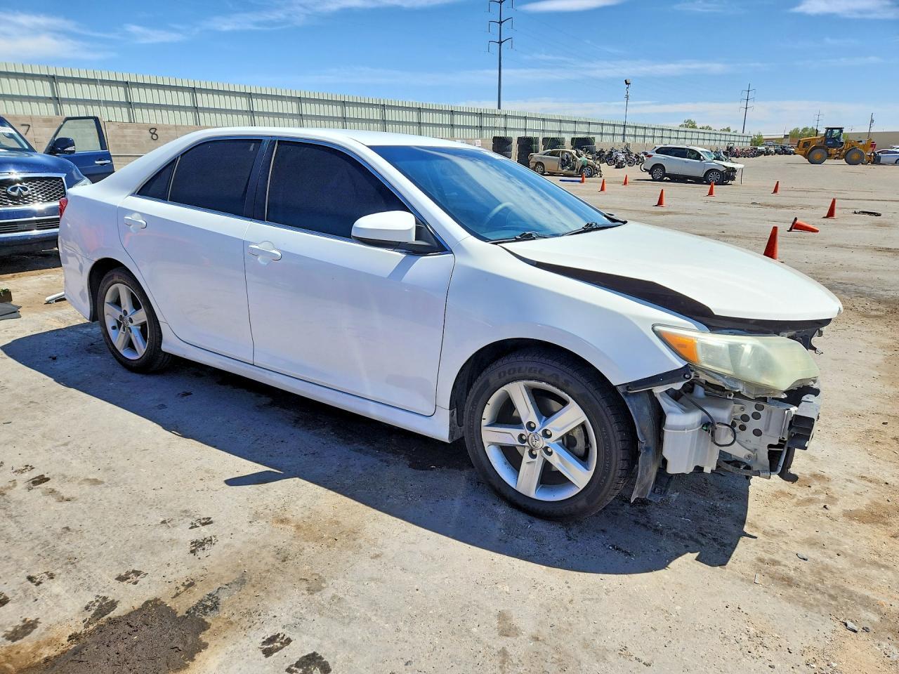 2013 Toyota Camry Se - Фото 4