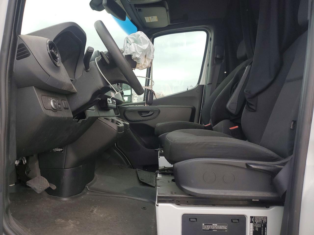 2020 Mercedes Benz Sprinter 3500 Utility / Service Van - Фото 7
