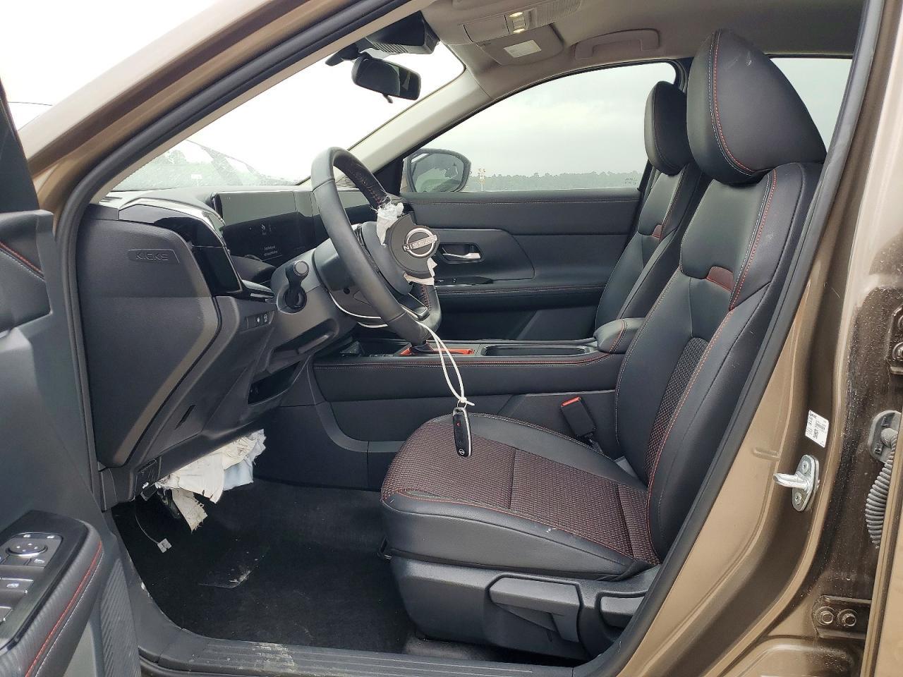 2025 Nissan Kicks Sr - Фото 7