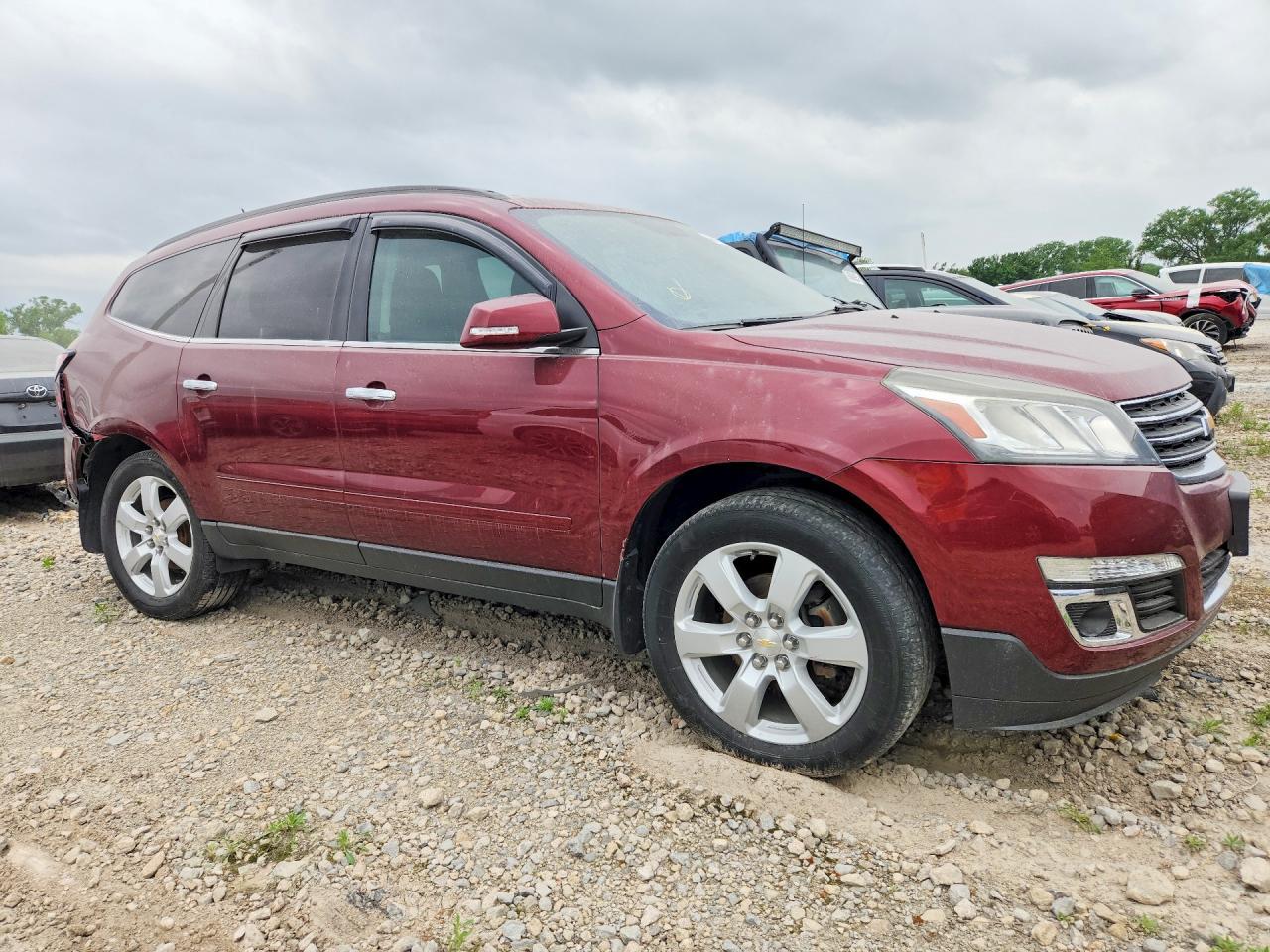 2017 Chevrolet Traverse Lt - Image 4