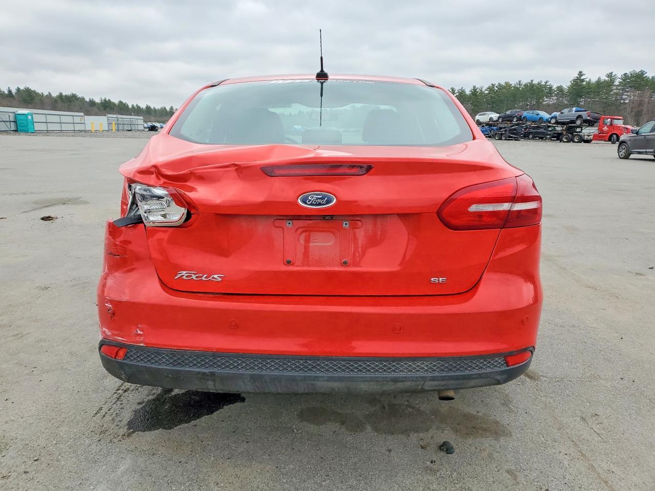 2016 Ford Focus Se - Фото 6