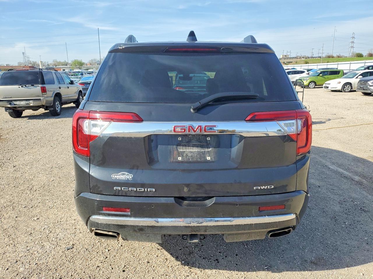 2020 GMC Acadia Denali - Фото 6