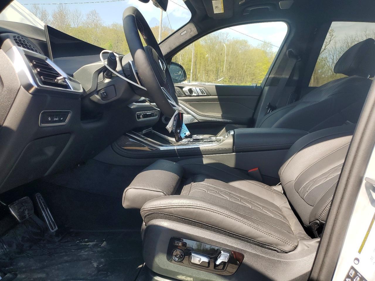 2026 BMW X7 M60I - Image 7