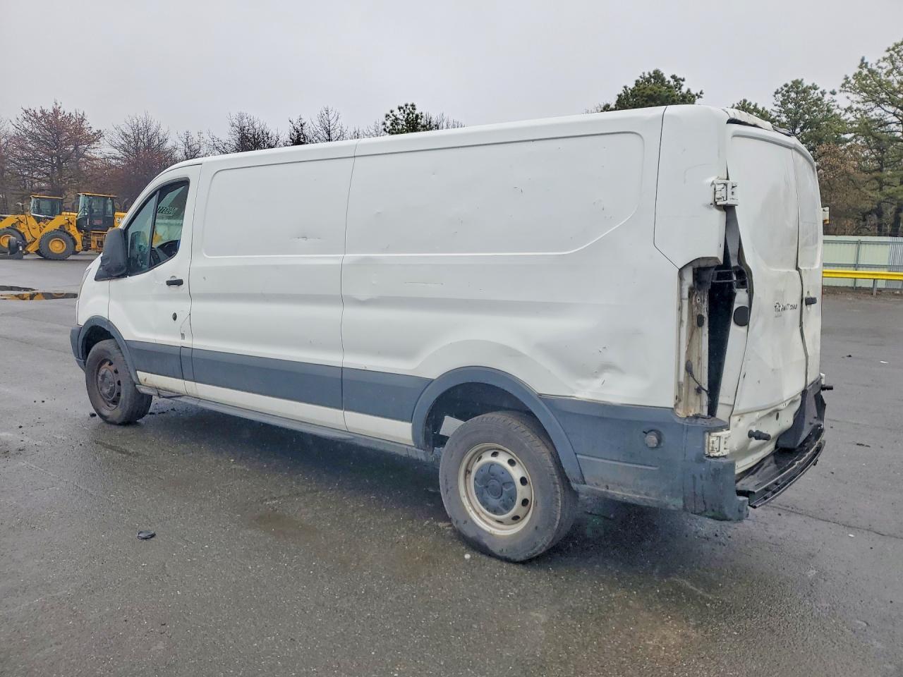 2015 Ford Transit T-250 - Фото 2