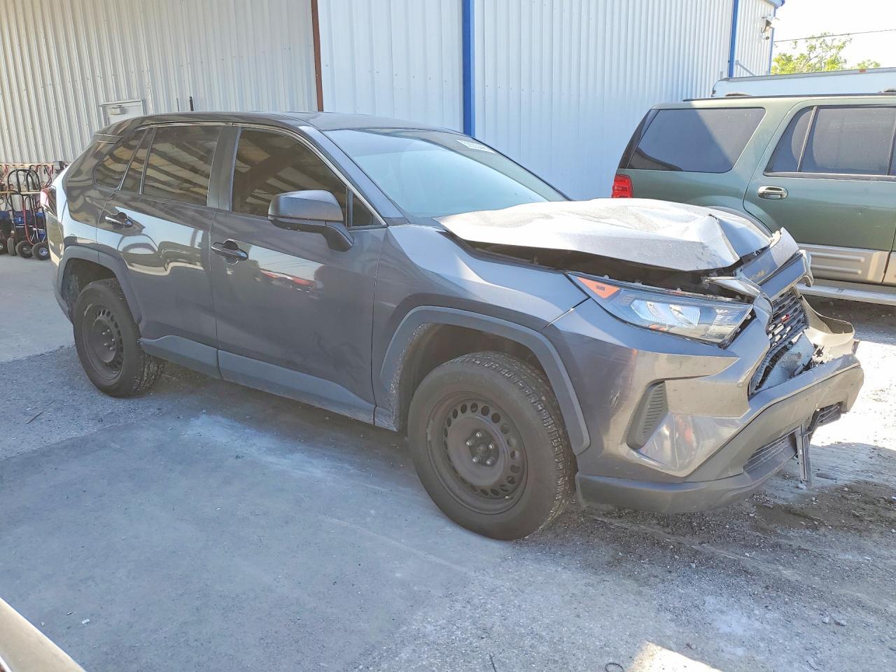 2022 Toyota Rav4 Le - Image 4
