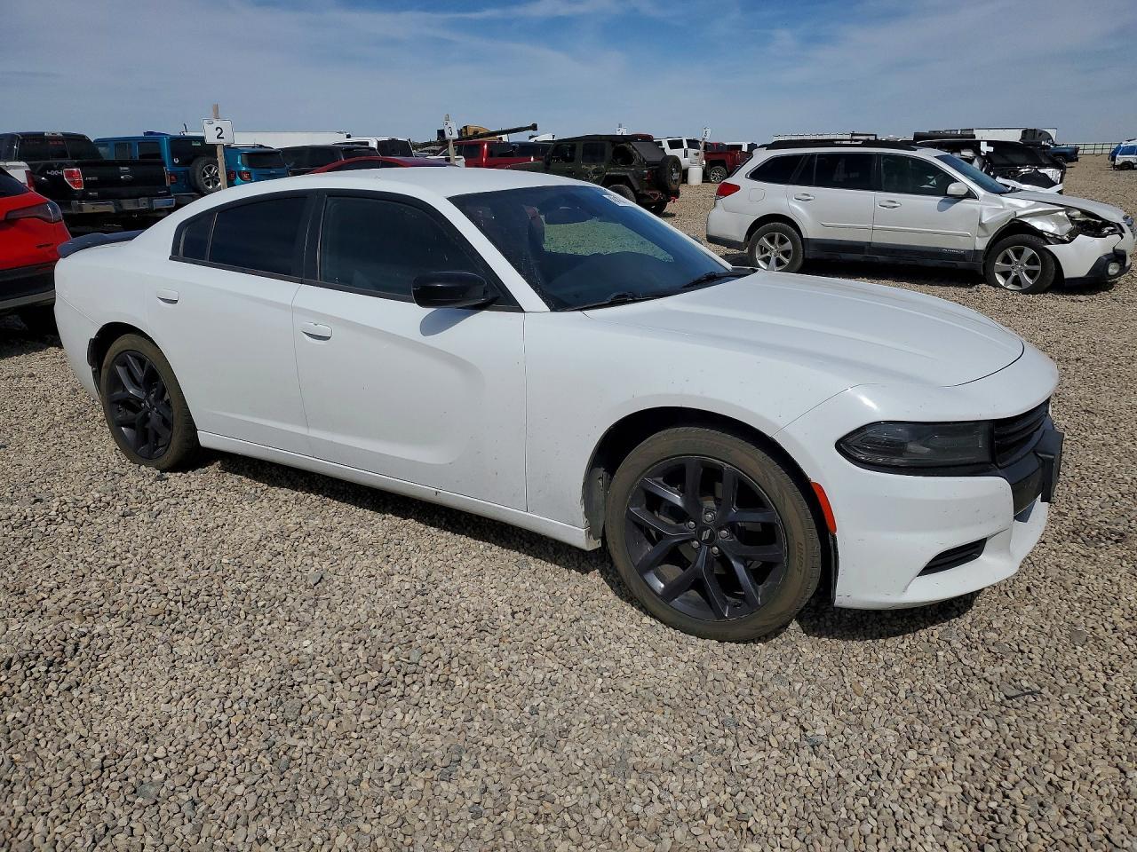 2019 Dodge Charger Sxt - Image 4