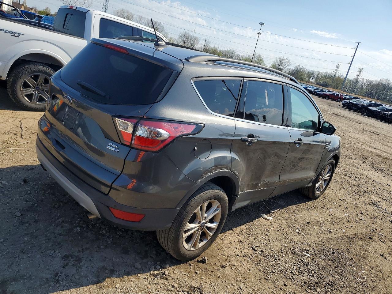 2018 Ford Escape Sel - Image 3