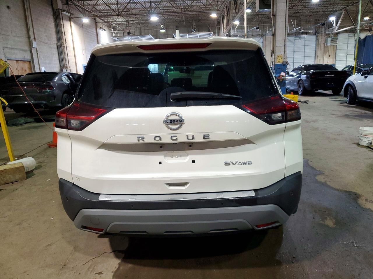 2021 Nissan Rogue Sv - Фото 6