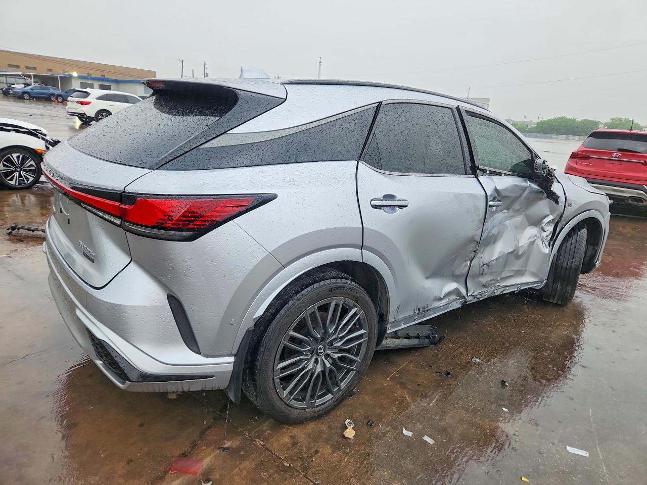 2023 Lexus Rx 500H F Sport - Image 3