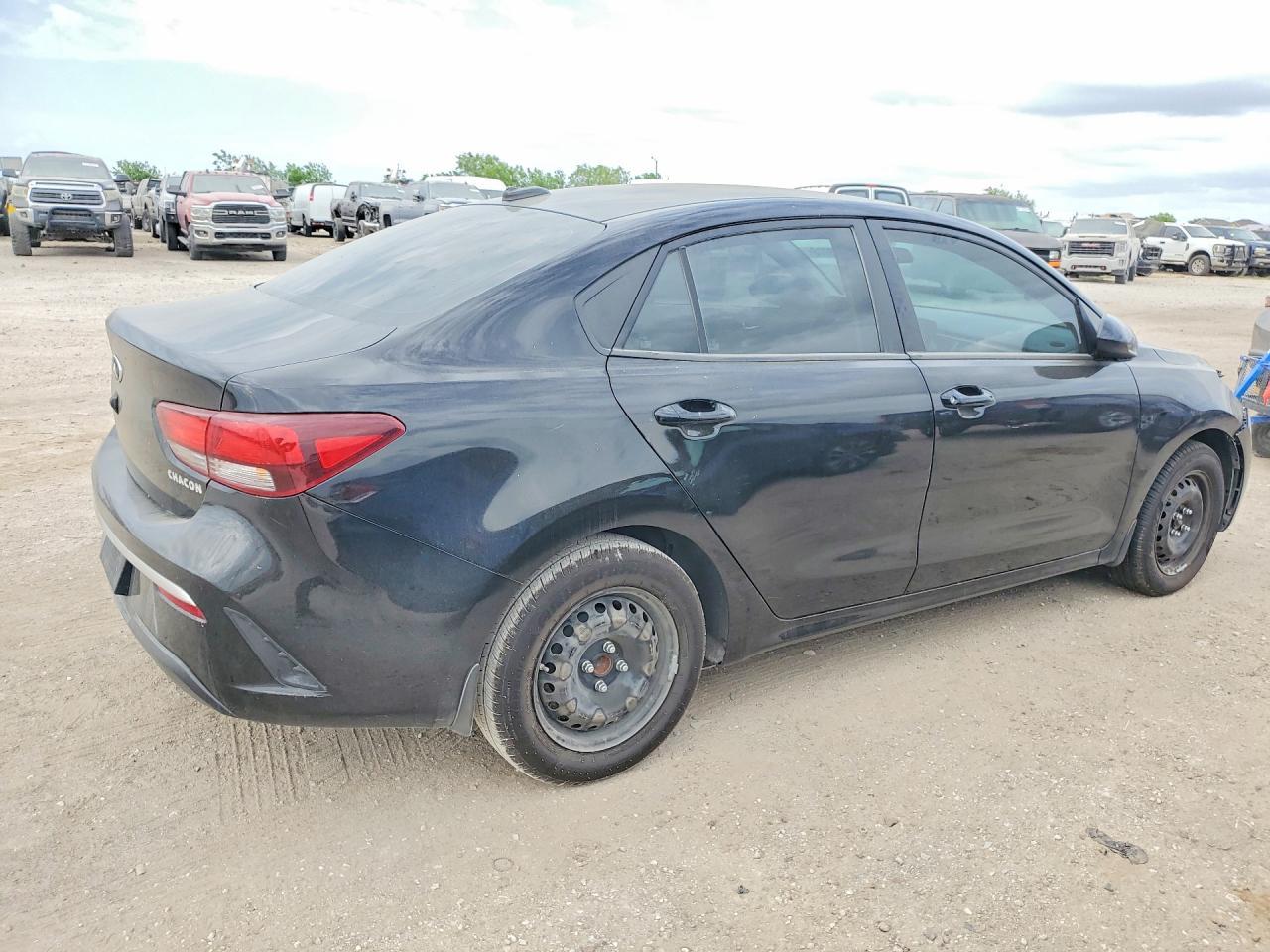 2021 Kia Rio Lx - Фото 3