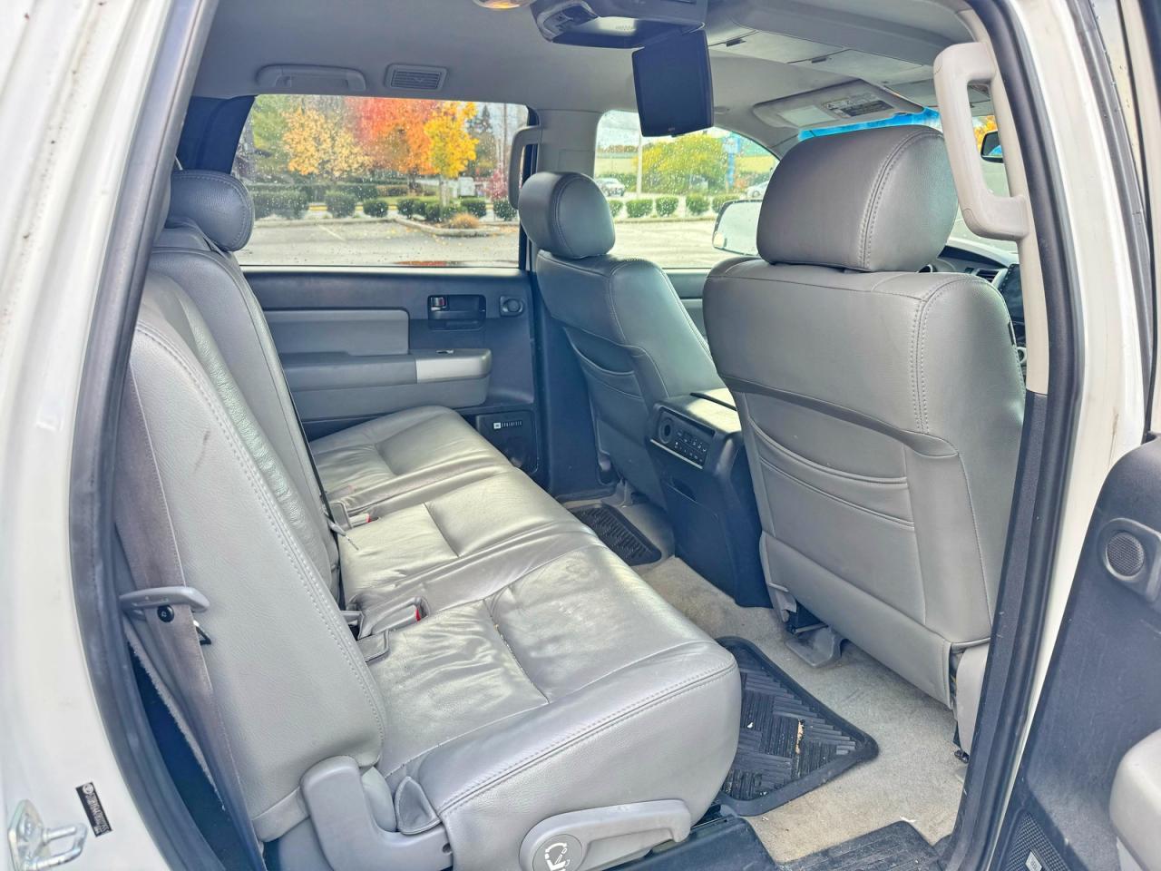 2008 Toyota Sequoia Sr5 - Image 6