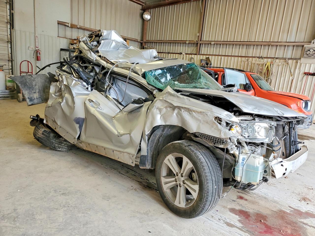 2012 Toyt Highlander - Image 7