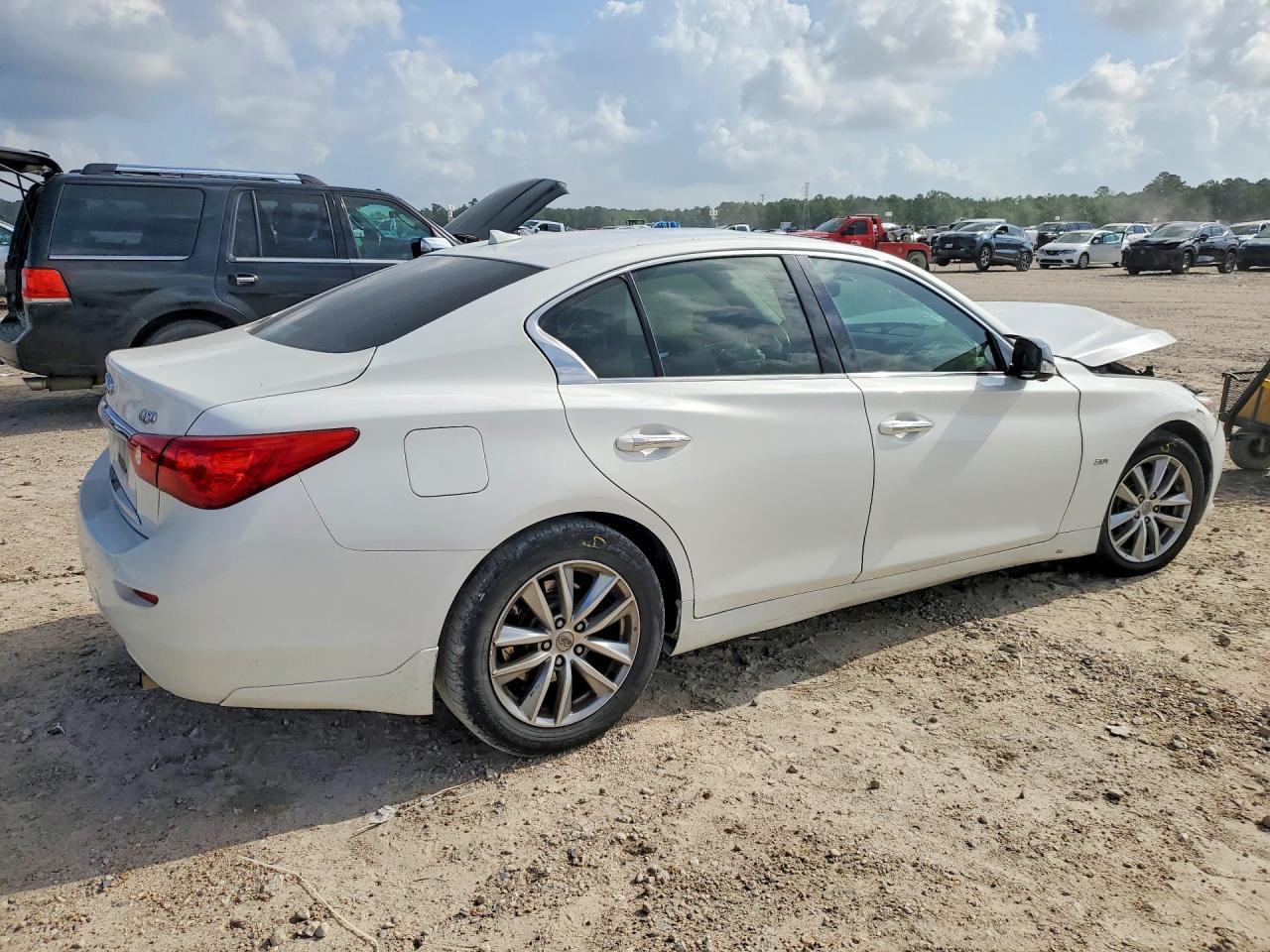 2014 Infiniti Q50 Premium - Фото 3