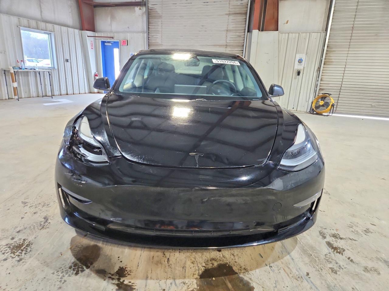 2021 Tesla Model 3 - Фото 5