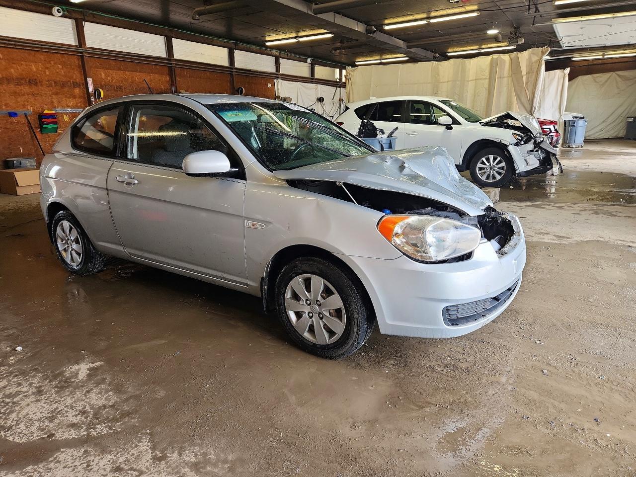 2011 Hyundai Accent Gl - Фото 4