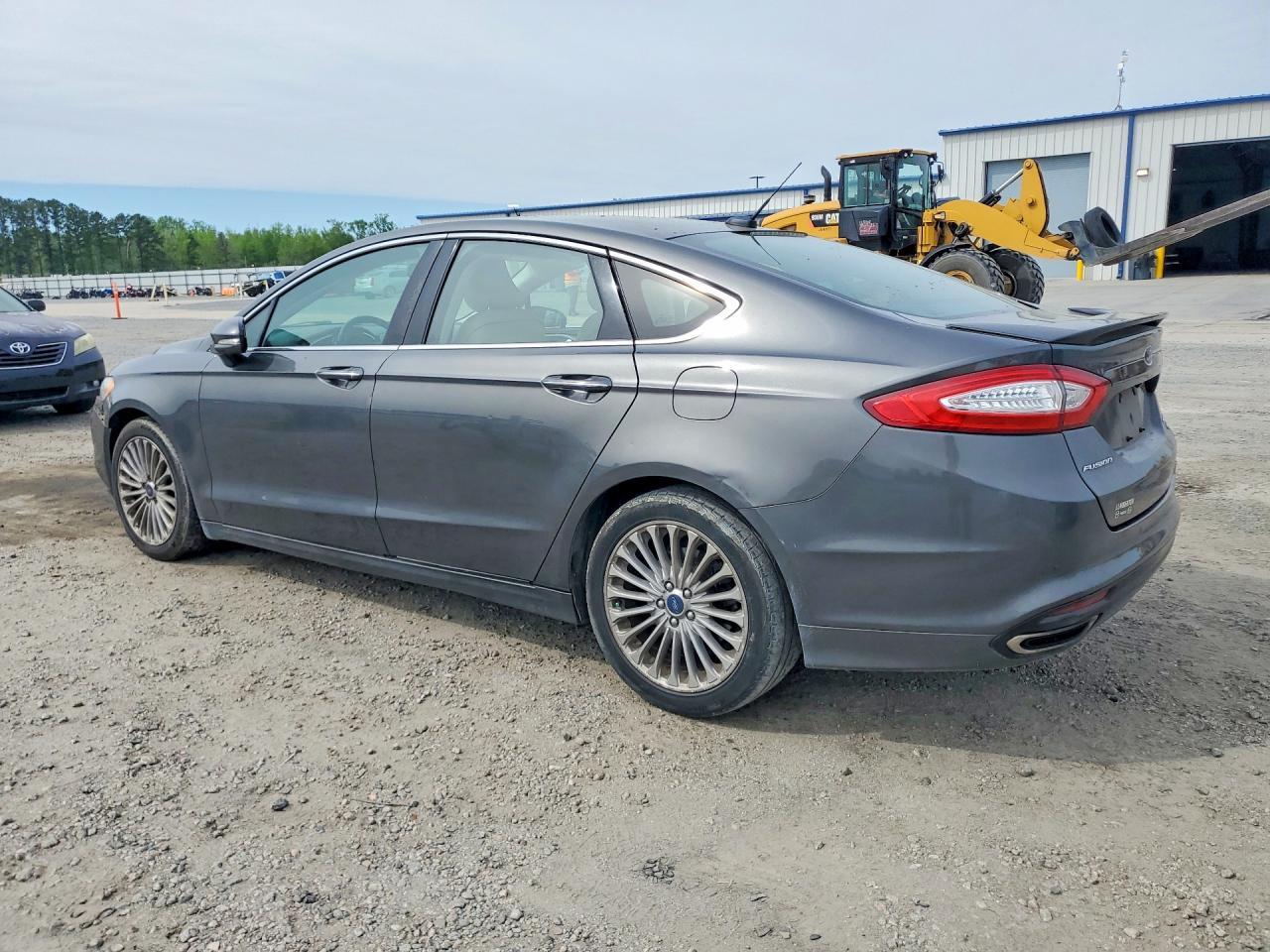 2016 Ford Fusion Titanium - Фото 2
