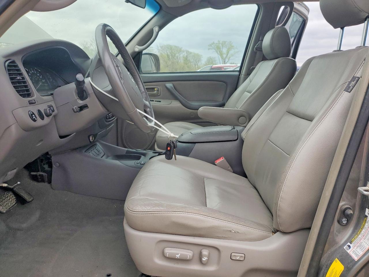 2007 Toyota Sequoia Sr5 - Фото 7