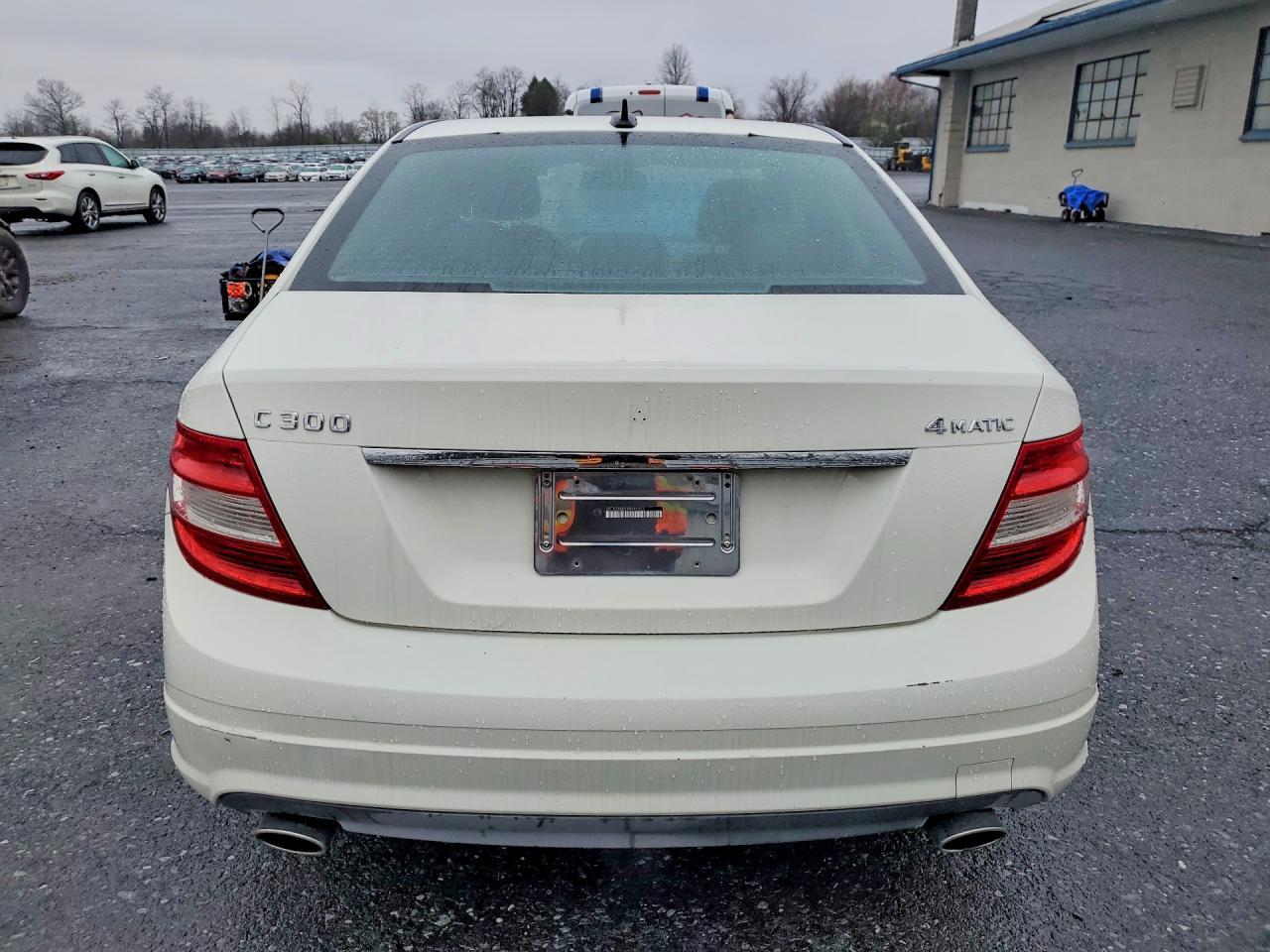 2010 Mercedes-Benz C 300 4Matic - Фото 6