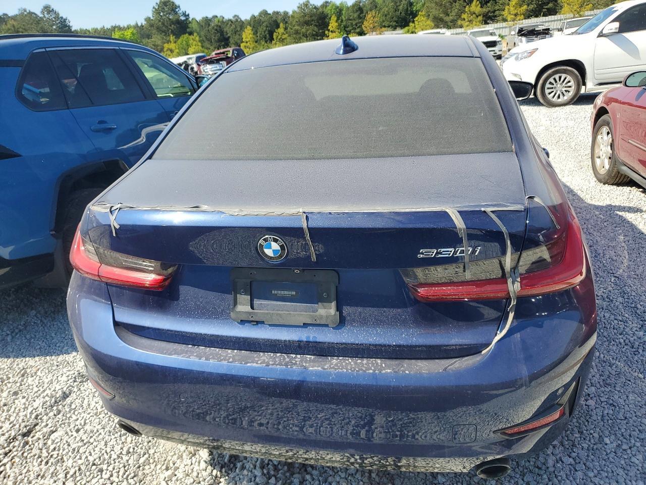 2019 BMW 330Xi - Image 6