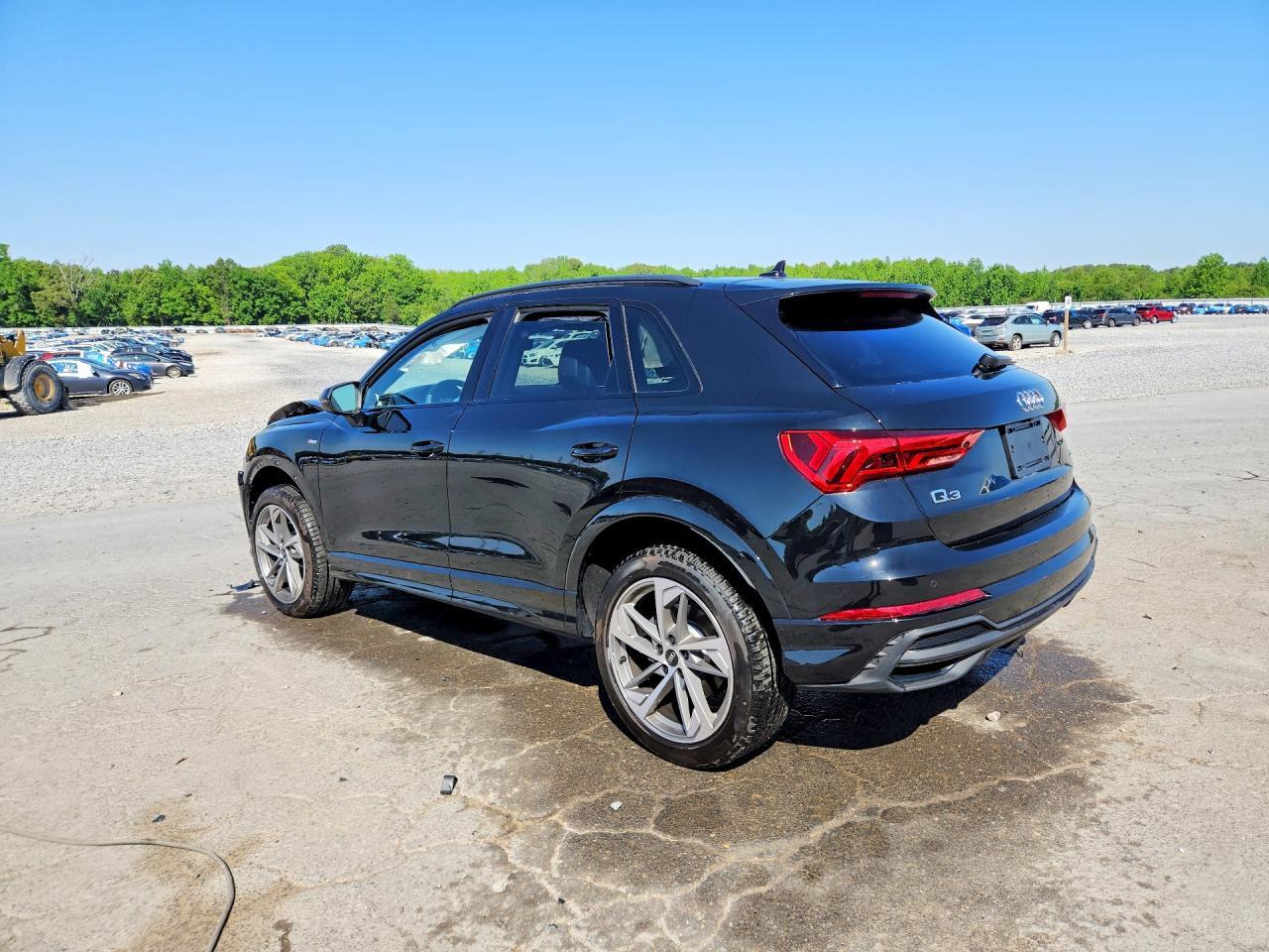 2025 Audi Q3 Premium S Line 45 - Фото 2