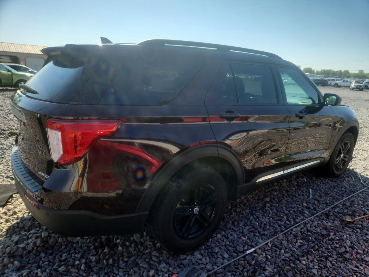 2023 Ford Explorer Xlt - Фото 3