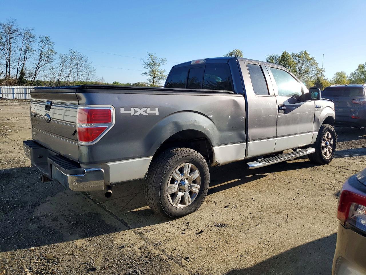 2009 Ford F150 Super Cab - Image 3