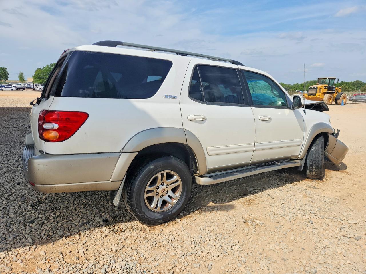 2004 Toyota Sequoia Sr5 - Image 3