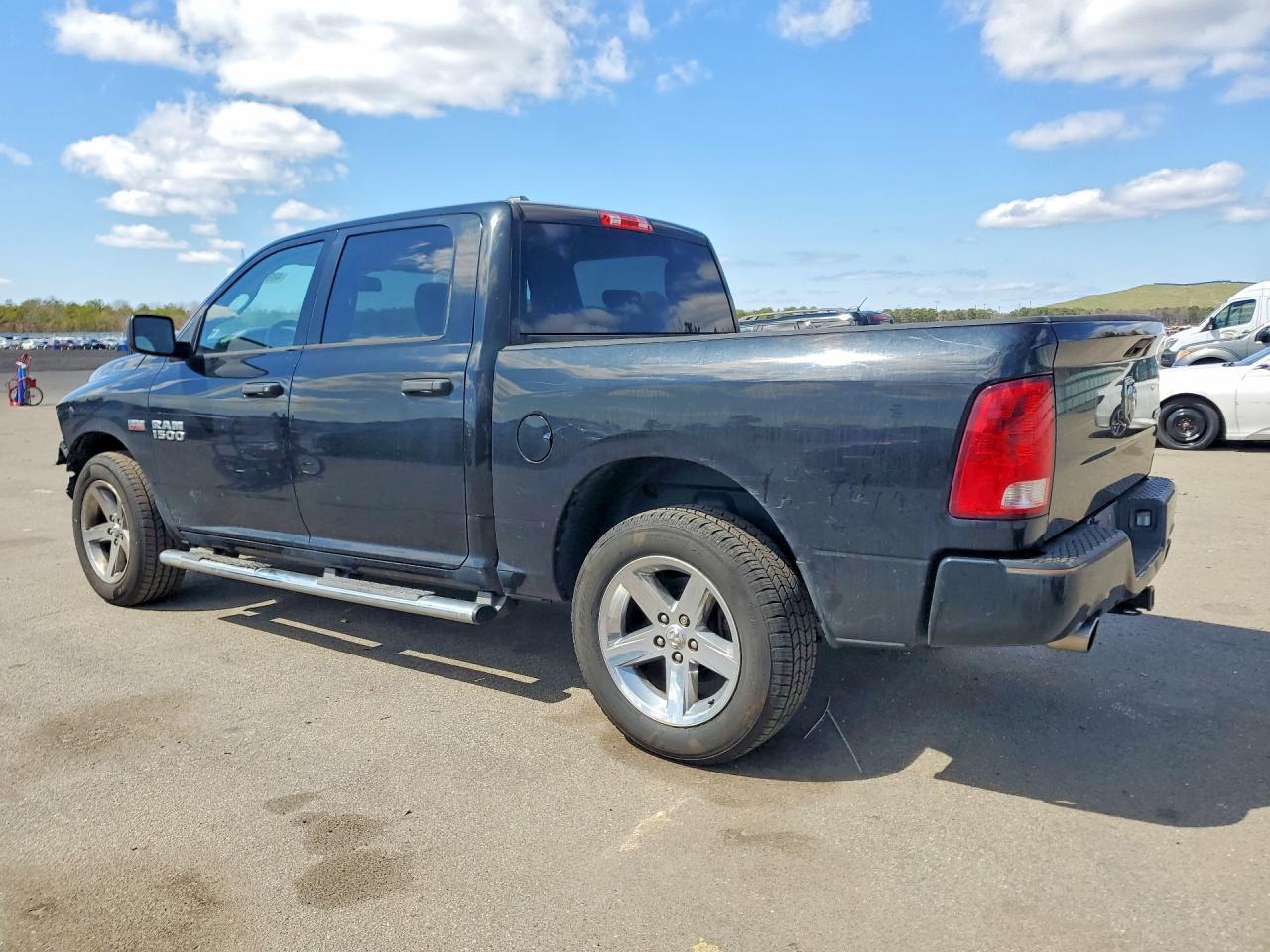 2014 Ram 1500 St - Image 2
