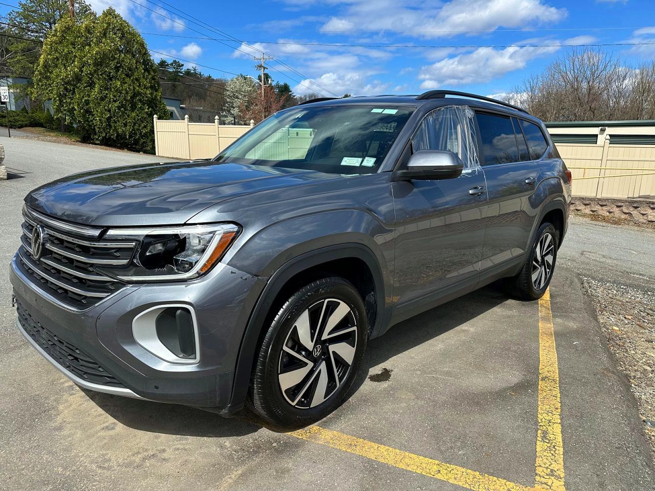 2025 Volkswagen Atlas Se
