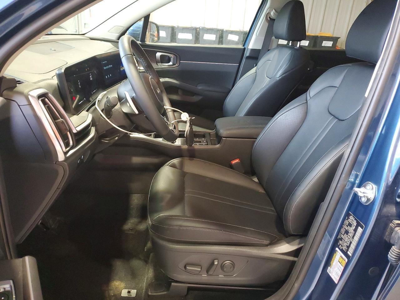 2025 Kia Sorento Hybrid Ex - Image 7
