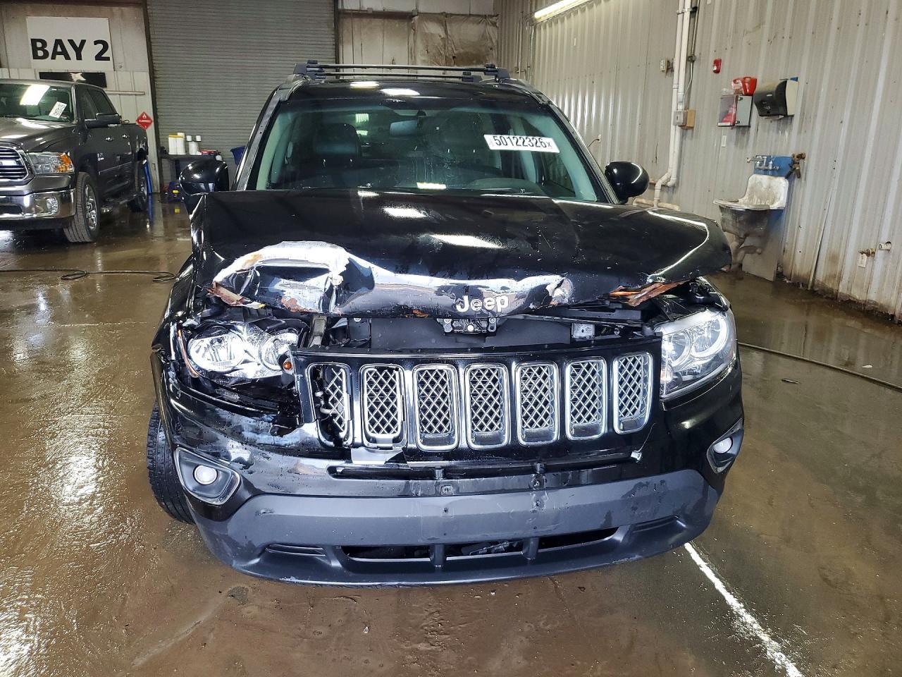 2016 Jeep Compass Latitude - Image 5