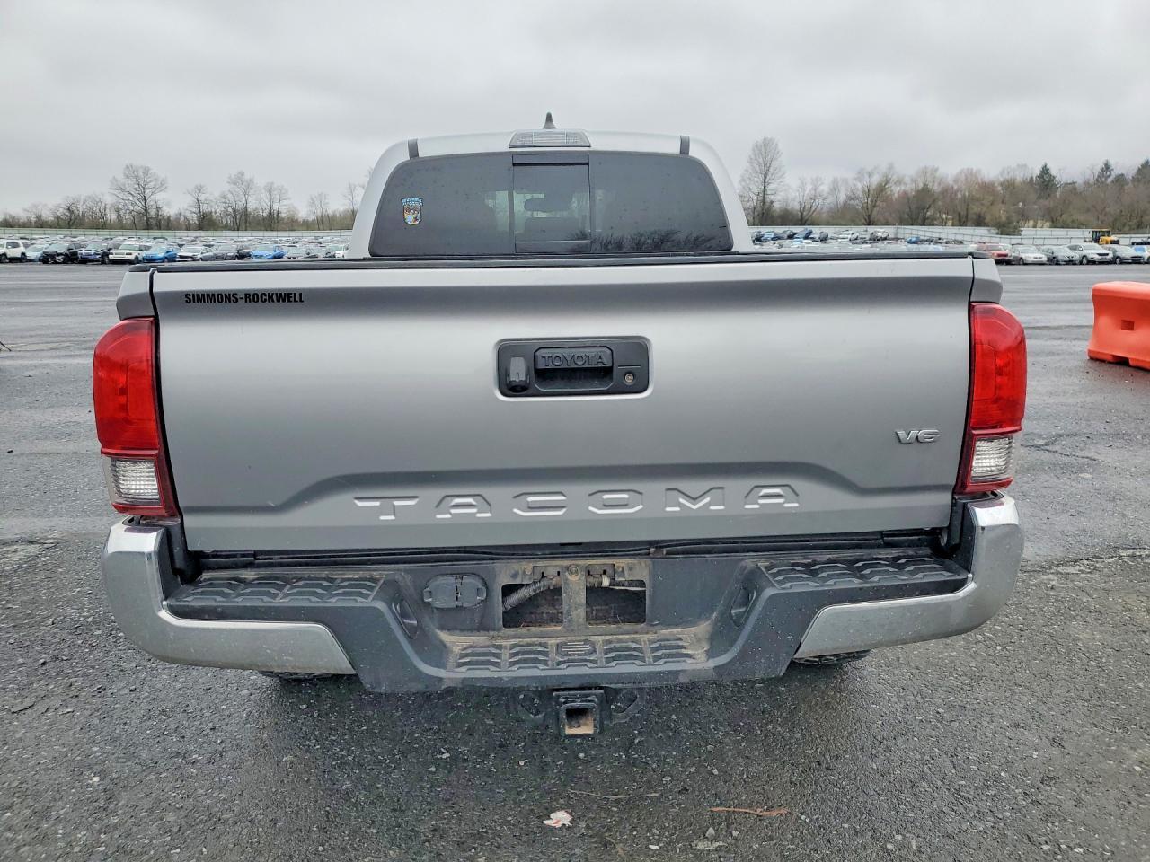 2020 Toyota Tacoma Sr5 V6 - Image 6