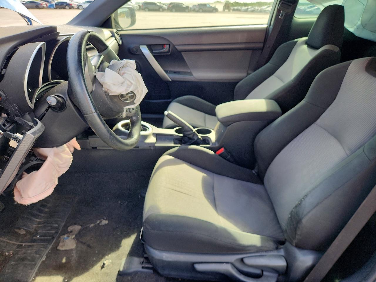 2015 Scion Tc Base - Фото 7