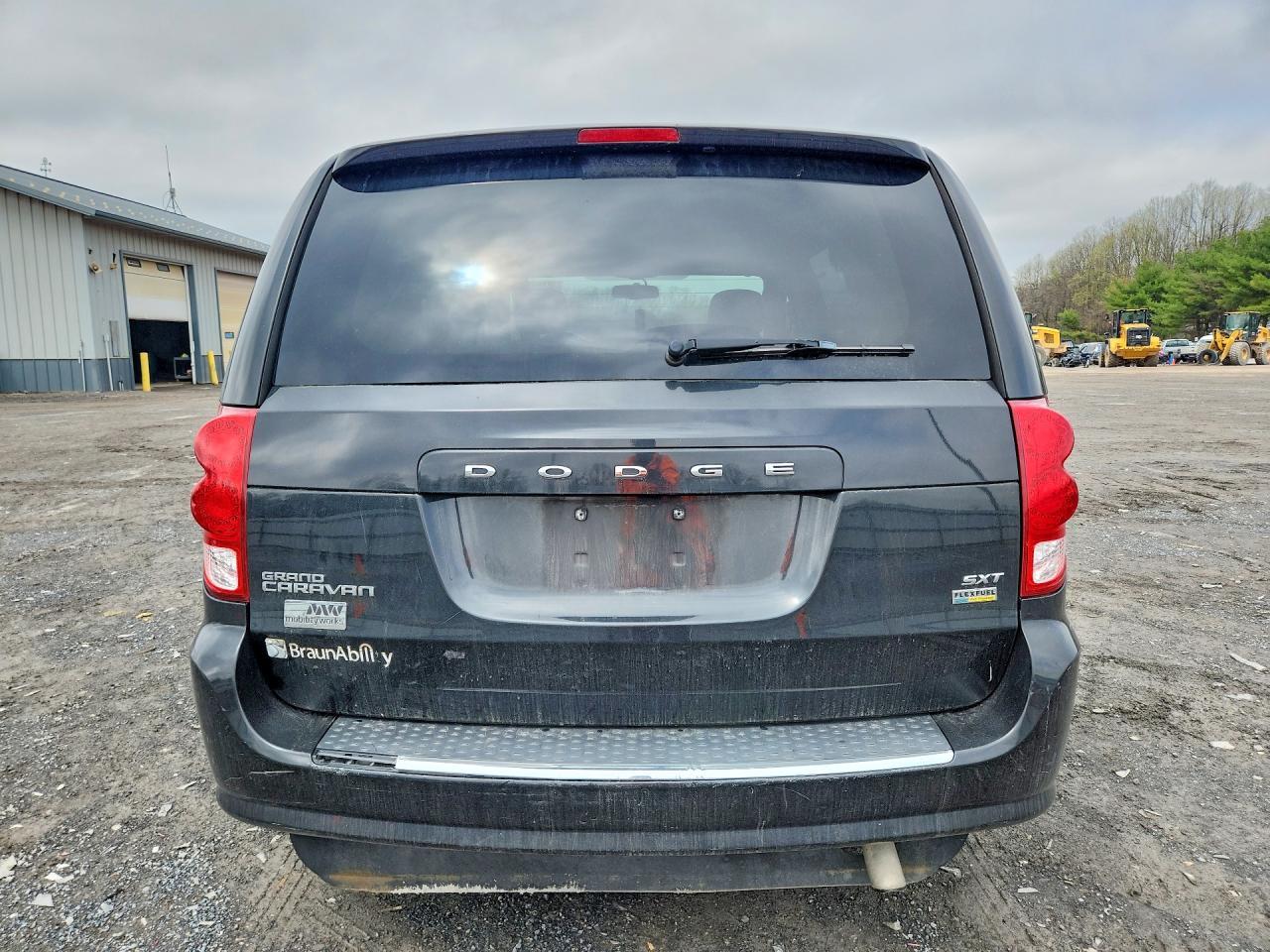 2017 Dodge Grand Caravan Sxt - Image 6